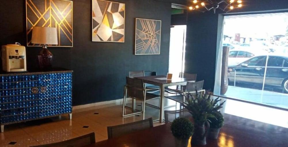 T Hotel Johor Bahru Скудай Екстериор снимка